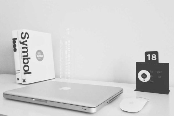 Dating advice: I\’m a 40-year-old woman in my first serious relationship. I need to know if what I\’m really feeling is normal. – Slate